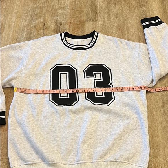 Altar'd State As Revival Crew Neck Sweatshirt Juniors M - Picture 3 of 13